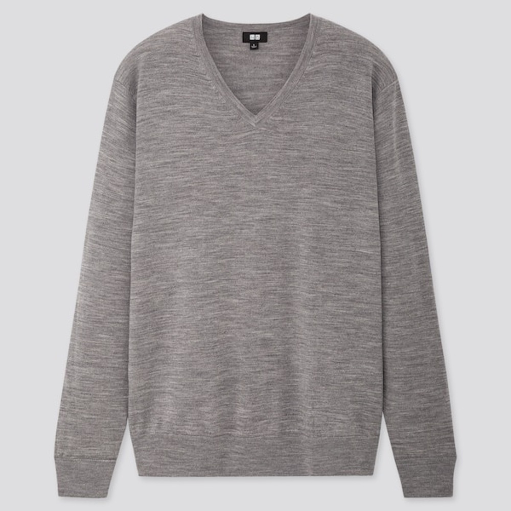 UNIQLO Extra Fine Merino V-Neck Long-Sleeve Sweater